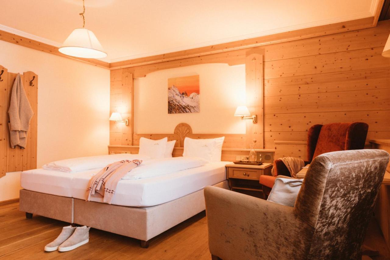Gartenhotel Linde 4 Sterne Superior Ried im Oberinntal Zewnętrze zdjęcie