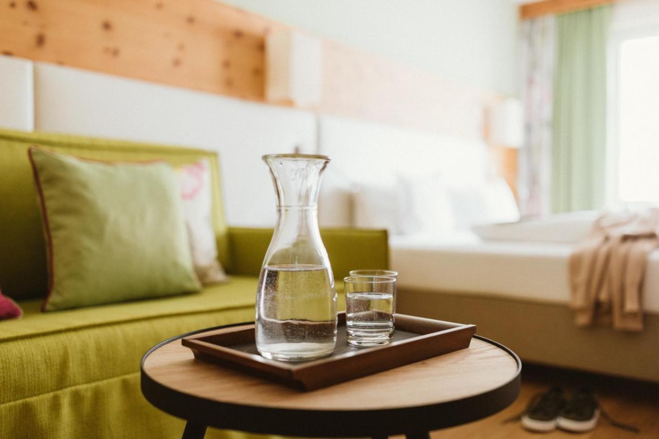 Gartenhotel Linde 4 Sterne Superior Ried im Oberinntal Zewnętrze zdjęcie