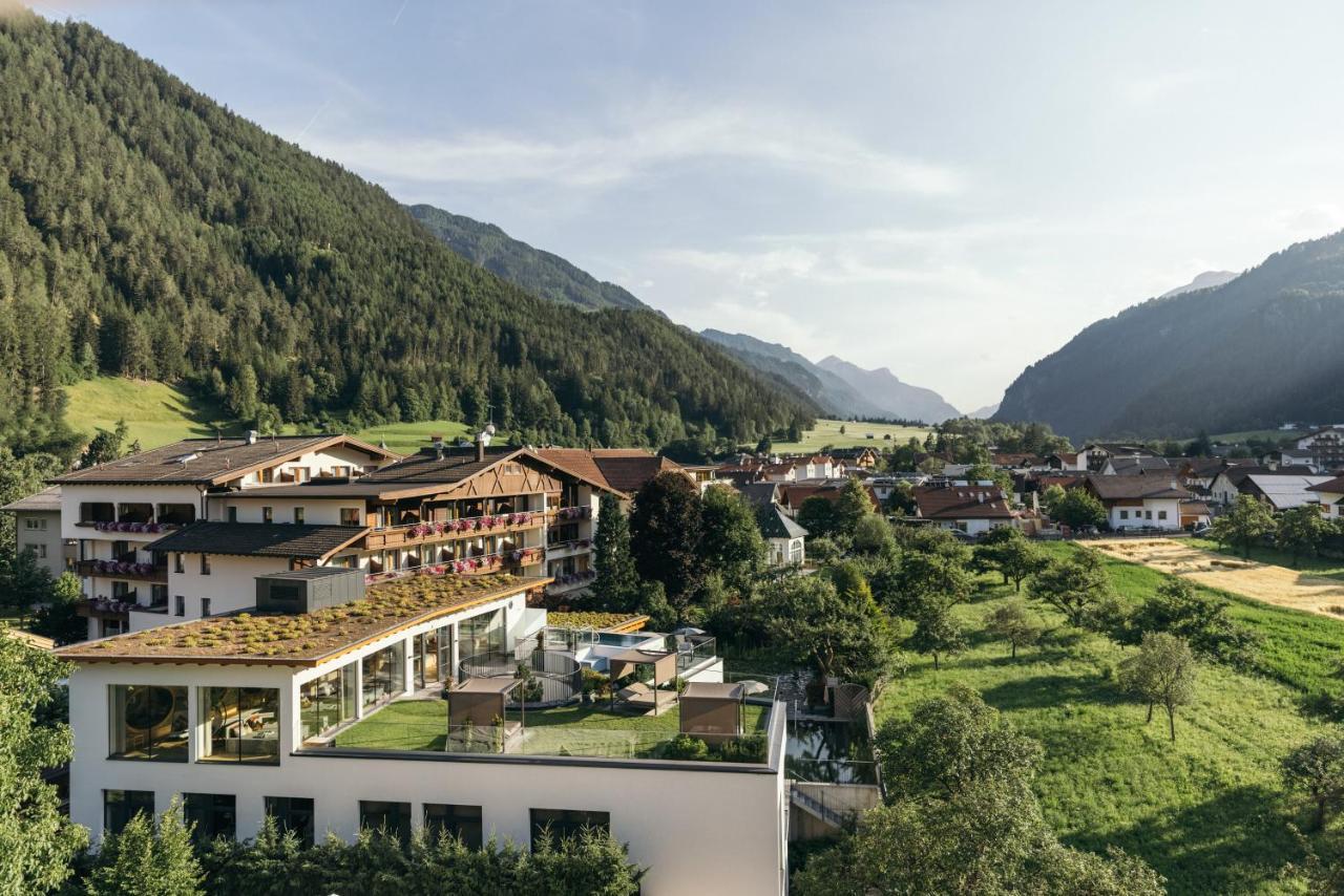 Gartenhotel Linde 4 Sterne Superior Ried im Oberinntal Zewnętrze zdjęcie