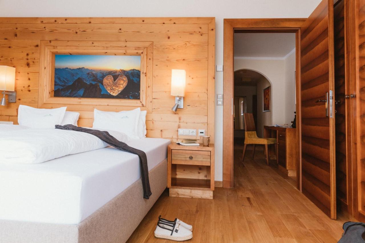 Gartenhotel Linde 4 Sterne Superior Ried im Oberinntal Zewnętrze zdjęcie